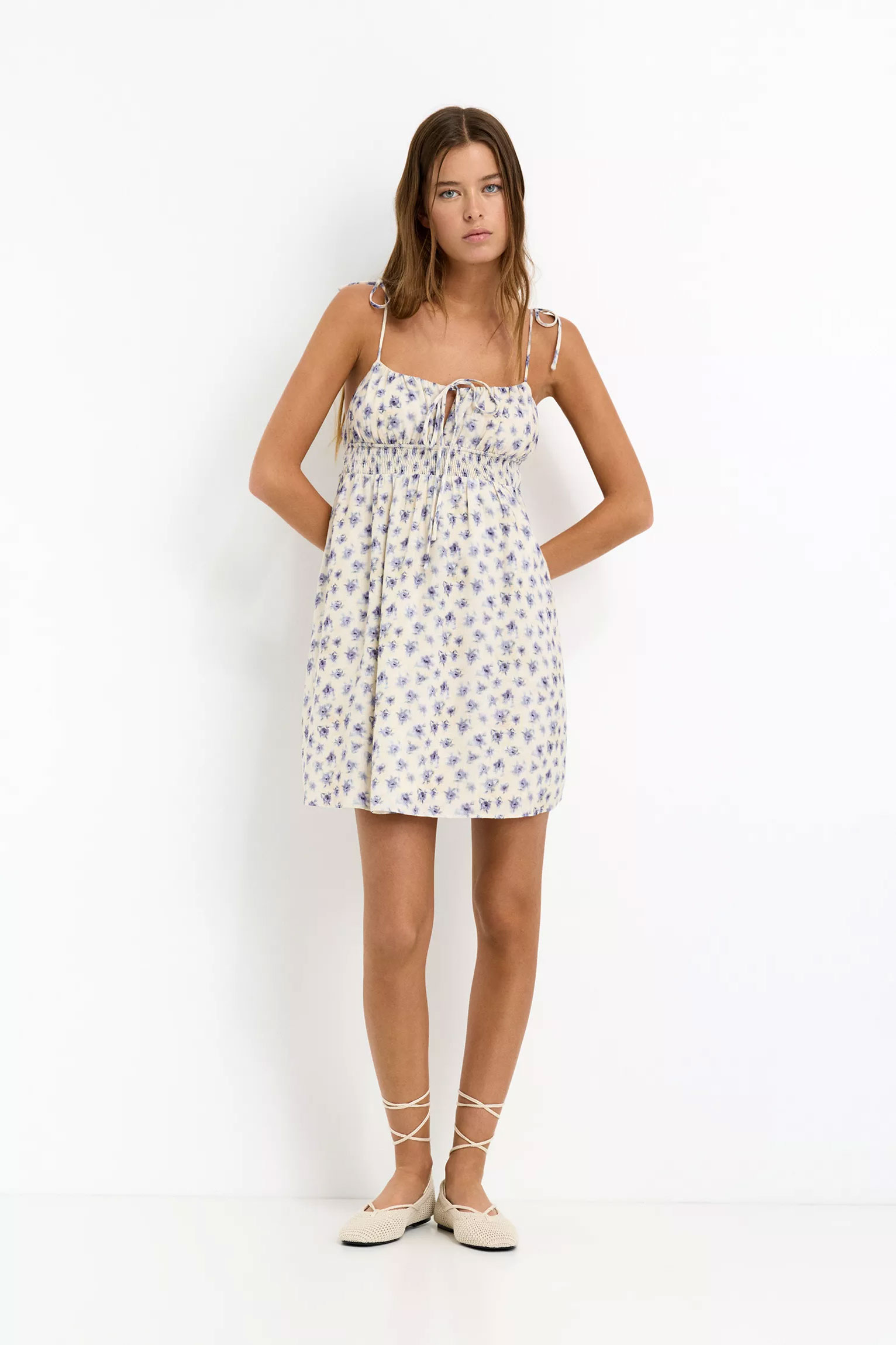 Short floral dress - Image 4