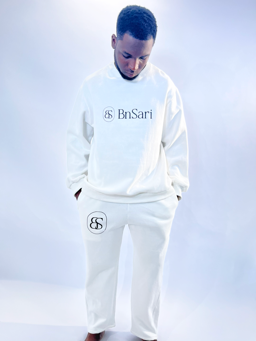 Sweatshirt and Joggers - Image 3