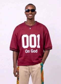 Man rocking on BnSari Retro Jersey