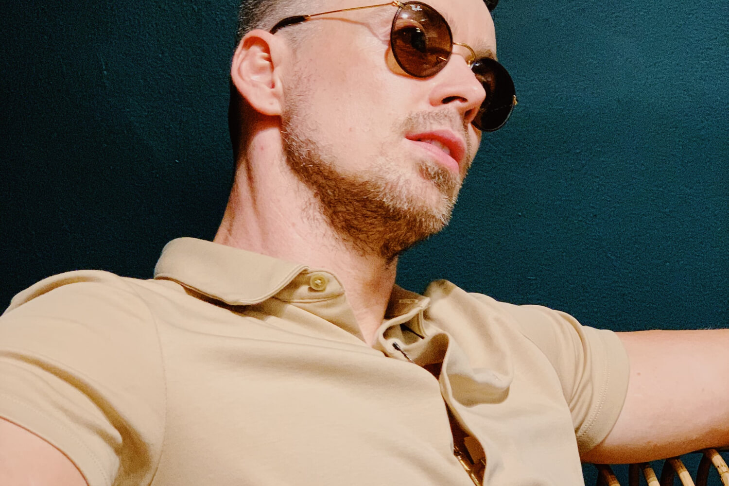 Gentleman’s Gazette: A Guide to Timeless Men’s Fashion